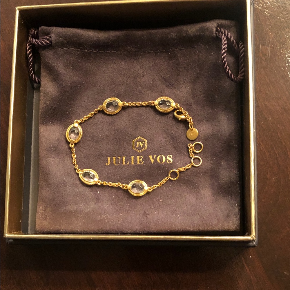 Julie Vos delicate bracelet